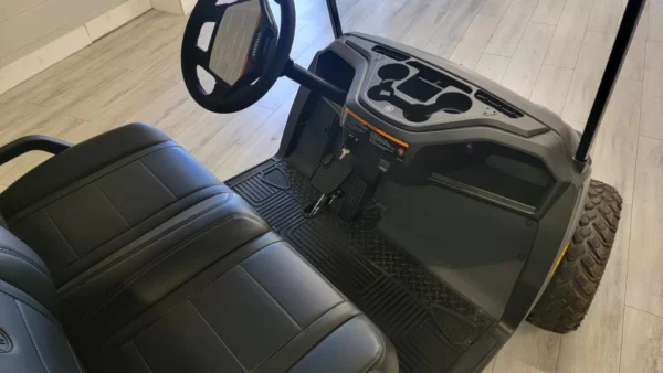 2022 Yamaha Drive2 GAS 4 Passenger - Image 4