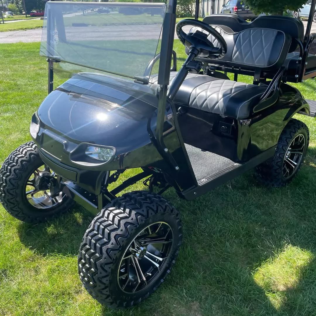 2018 Ezgo TXT GAS 4 passengers - Image 3