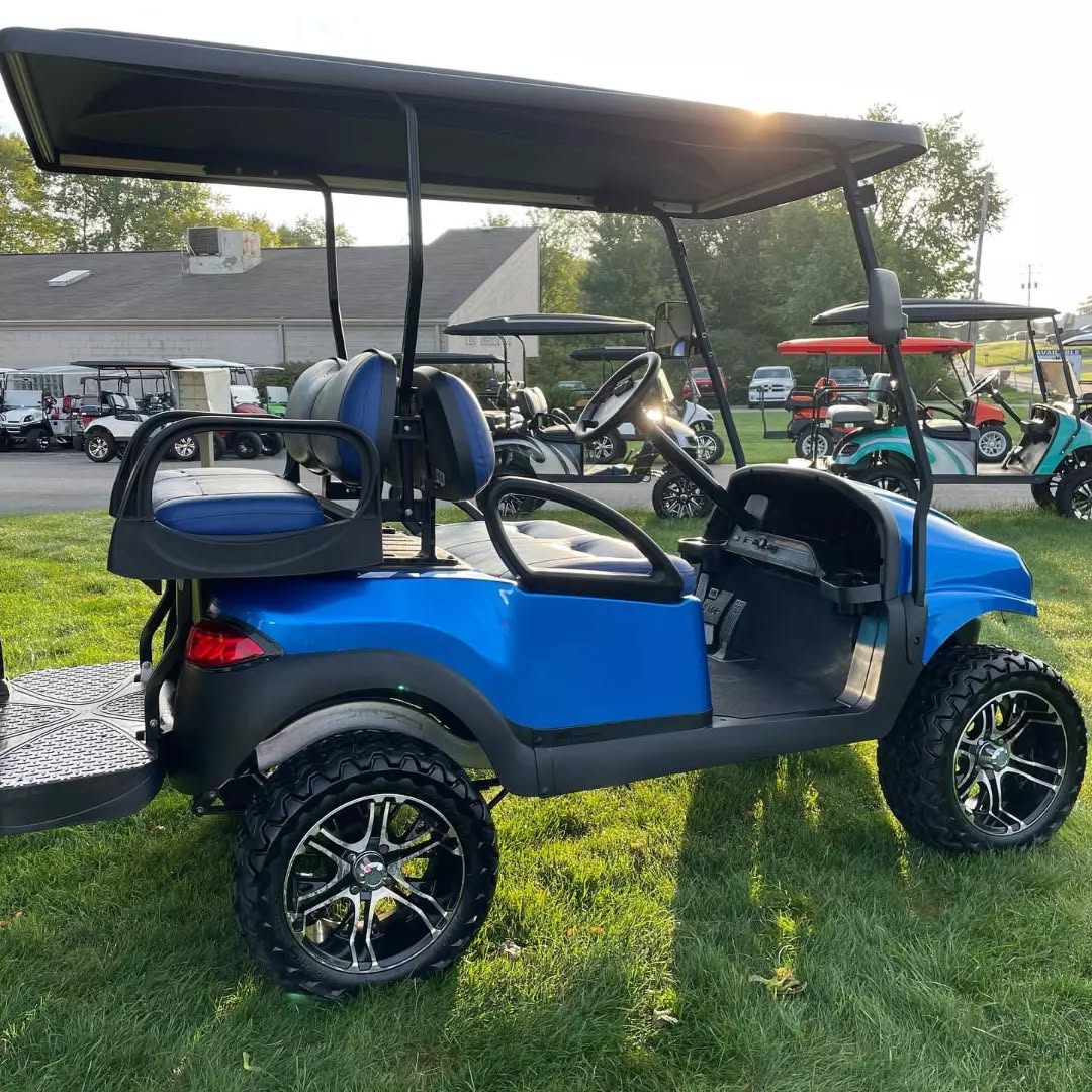 2017 Club Car Precedent Phantom Gas 4 passengers - Image 3