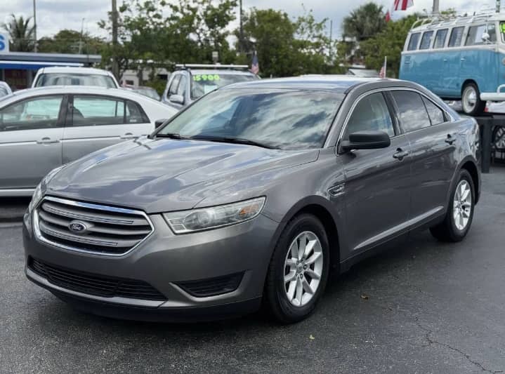 2013 ford taurus