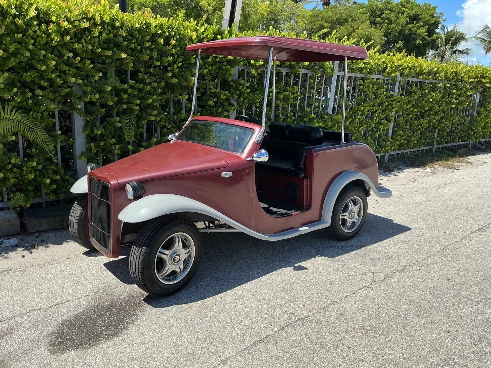 2004 ACG California Roadster 4-Passenger Electric Golf Cart - Used - Image 13