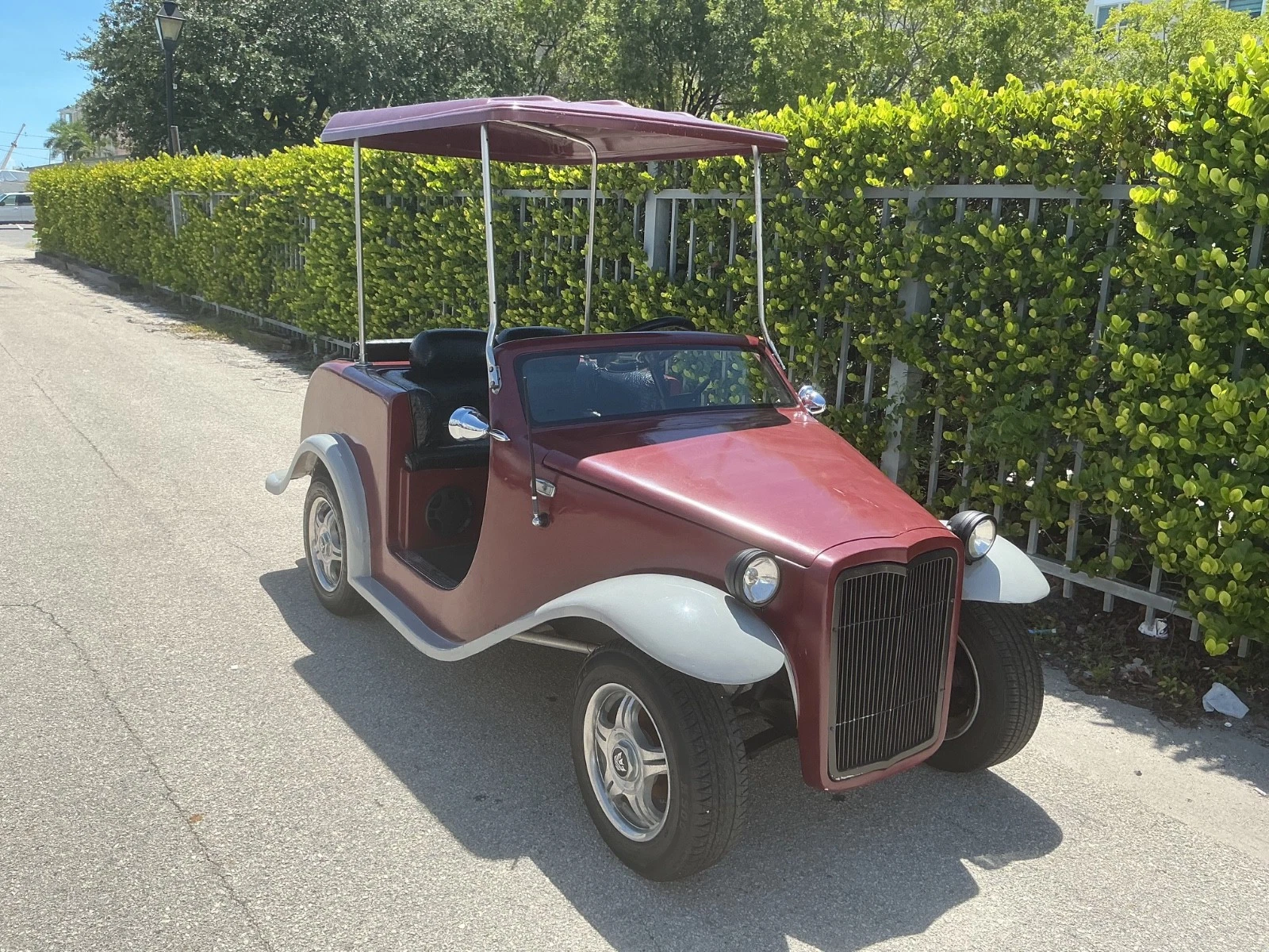 2004 ACG California Roadster 4-Passenger Electric Golf Cart - Used - Image 3